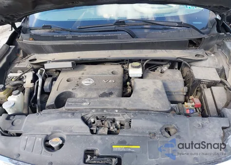 2013 Nissan Pathfinder Platinum z USA, uszkodzony, nr VIN 5N1AR2MM8DC682922